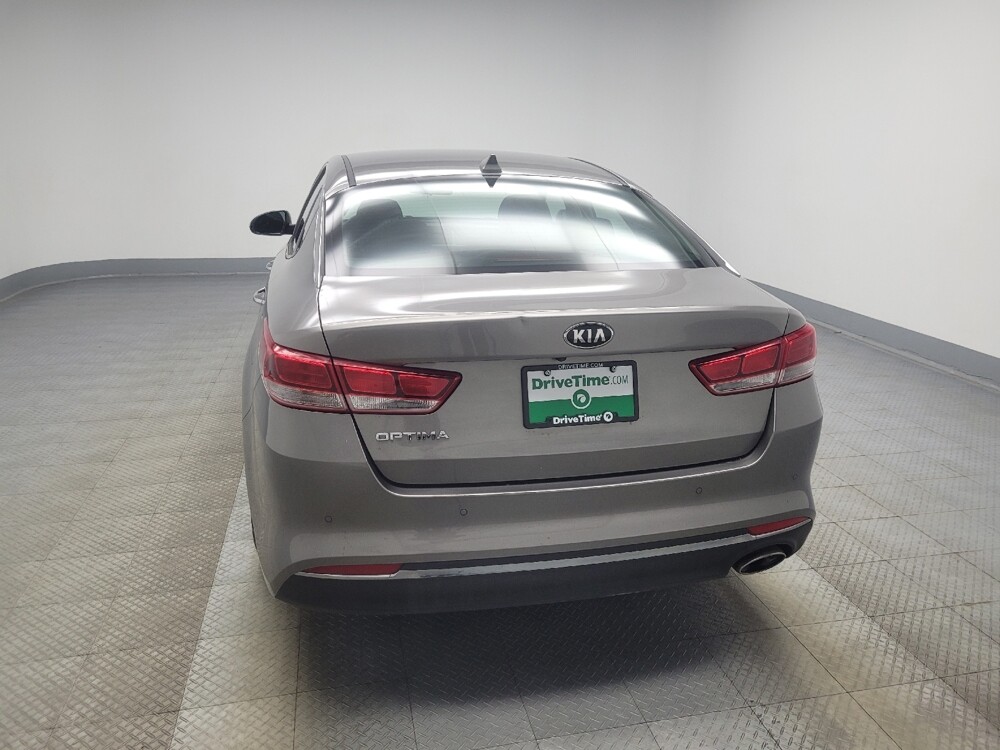 2018 Kia Optima in Indianapolis, IN 46219 - 18087973 6