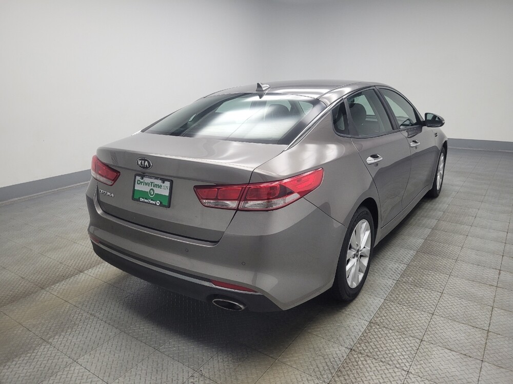 2018 Kia Optima in Indianapolis, IN 46219 - 18087973 9