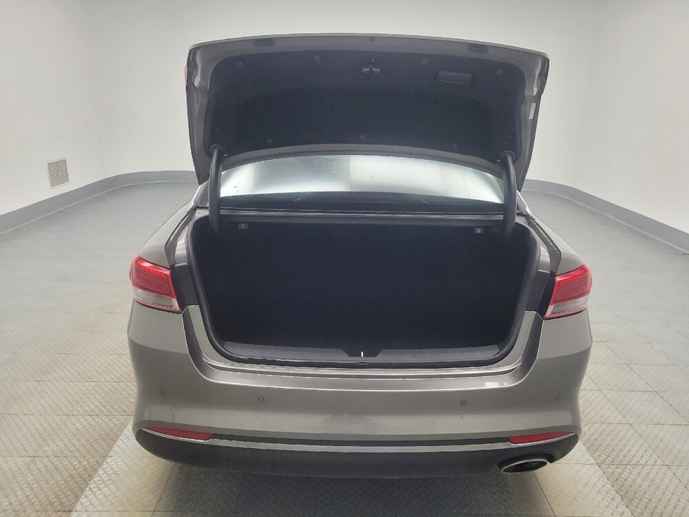 2018 Kia Optima in Indianapolis, IN 46219 - 18087973 29