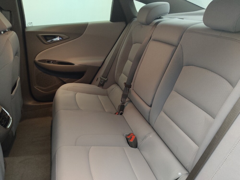 2022 Chevrolet Malibu in Lauderdale Lakes, FL 33313 - 18087974 18