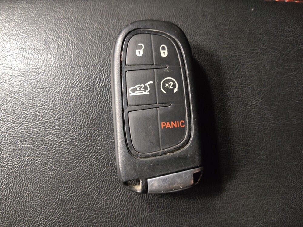 2020 Jeep Cherokee in Birmingham, AL 35215 - 18087975 32