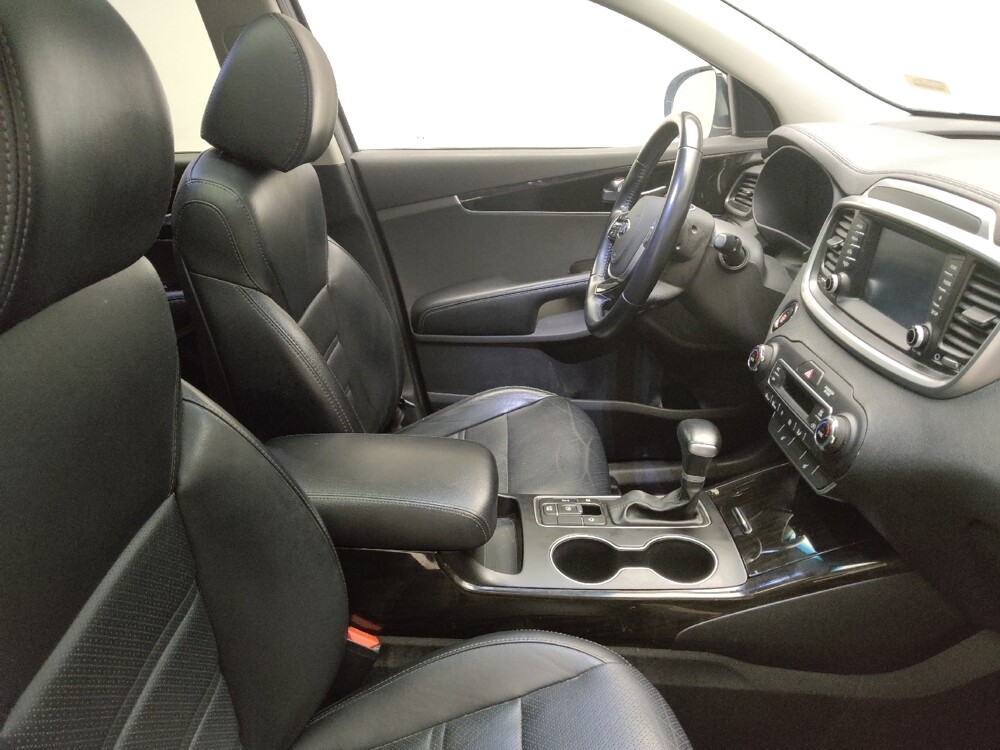 2020 Kia Sorento in Grand Rapids, MI 49508 - 18087980 21