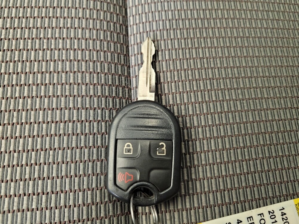 2013 Ford Edge in Maple Heights, OH 44137 - 18087982 32