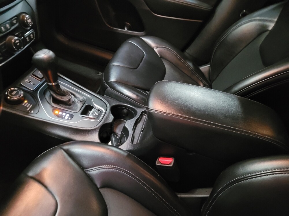 2019 Jeep Cherokee in Williamstown, NJ 8094 - 18087987 26