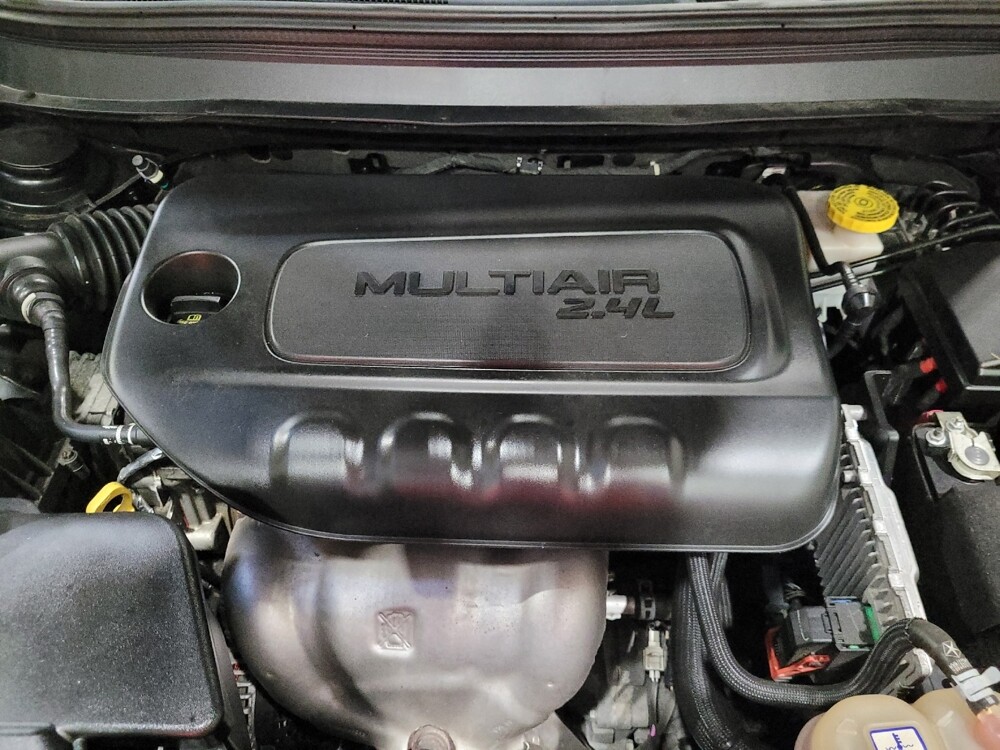 2019 Jeep Cherokee in Williamstown, NJ 8094 - 18087987 30