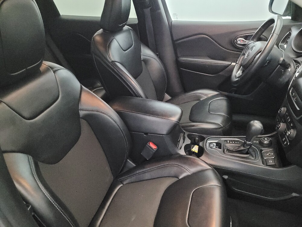 2019 Jeep Cherokee in Williamstown, NJ 8094 - 18087987 21