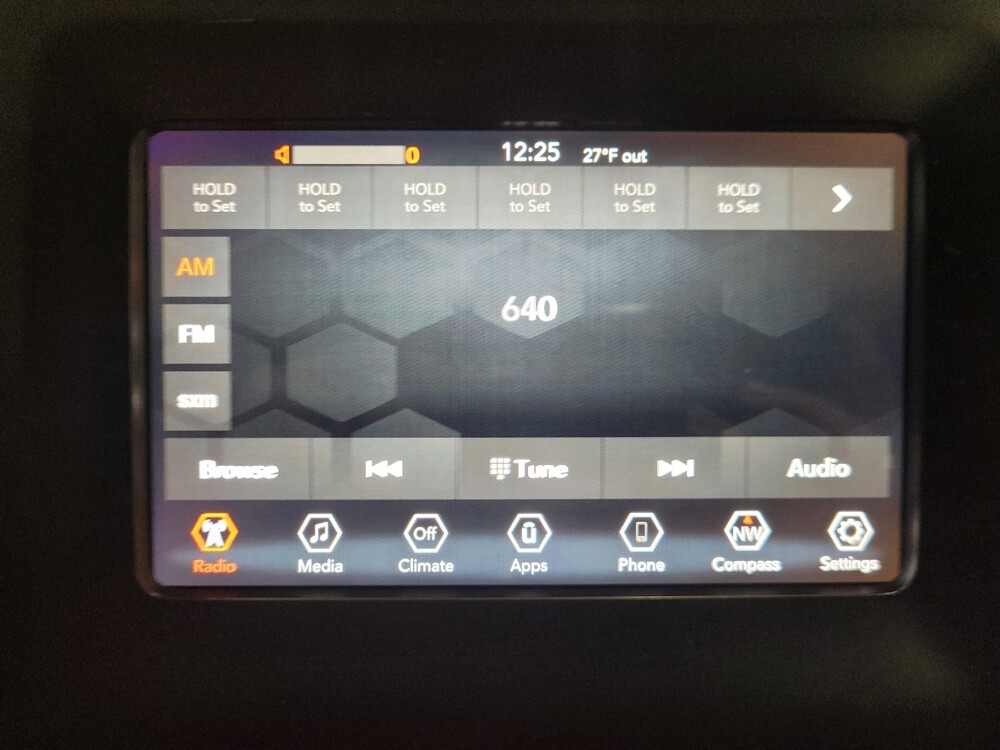 2019 Jeep Cherokee in Williamstown, NJ 8094 - 18087987 25