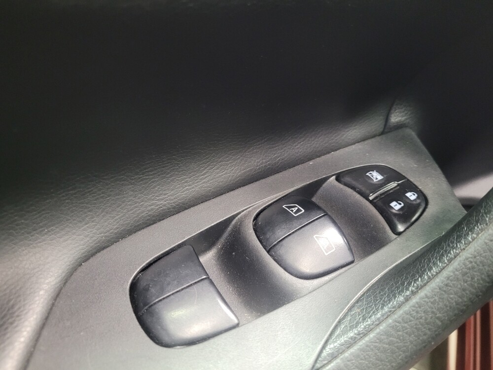 2017 Nissan Altima in Charlotte, NC 28213 - 18087990 27