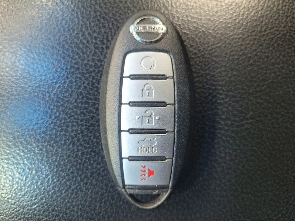 2017 Nissan Altima in Charlotte, NC 28213 - 18087990 32