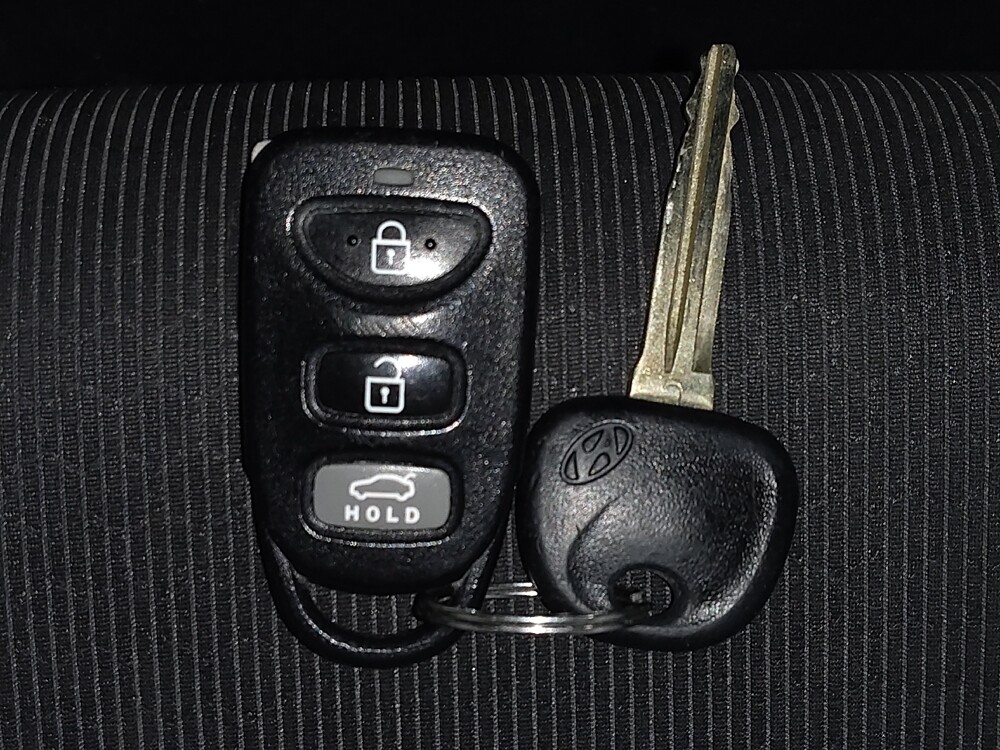 2018 Hyundai Elantra in Jacksonville, FL 32225 - 18088003 32