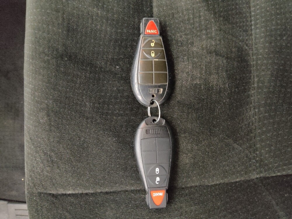 2017 Dodge Grand Caravan in Independence, MO 64055 - 18088007 32