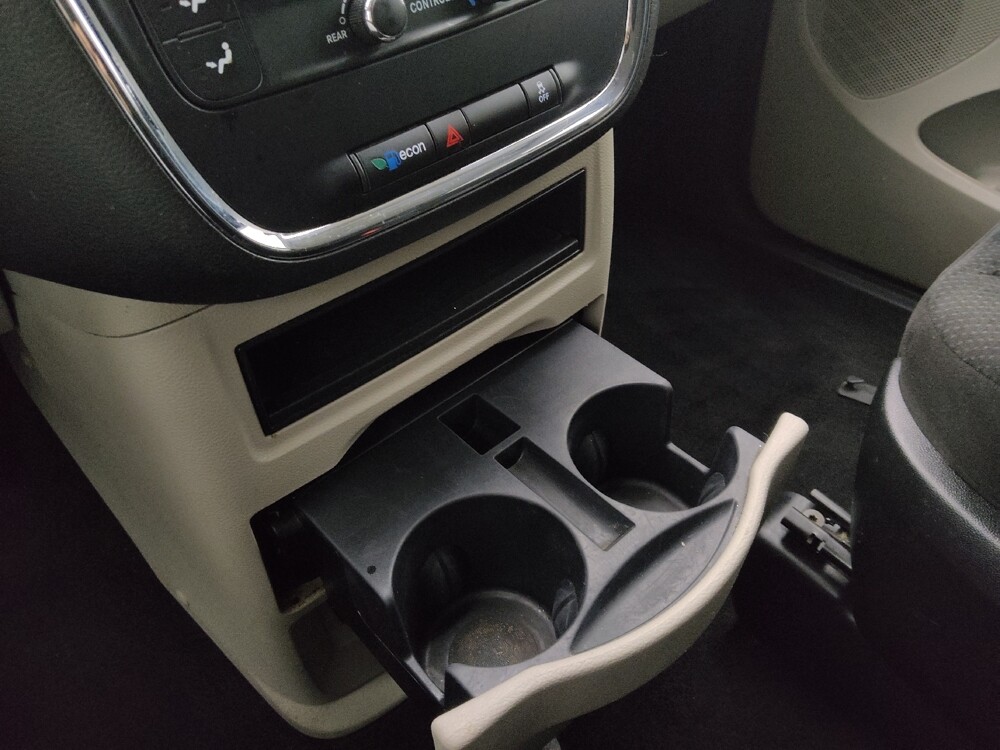 2017 Dodge Grand Caravan in Independence, MO 64055 - 18088007 26