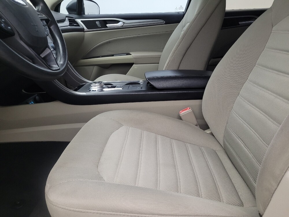 2019 Ford Fusion in Fort Myers, FL 33907 - 18088017 17