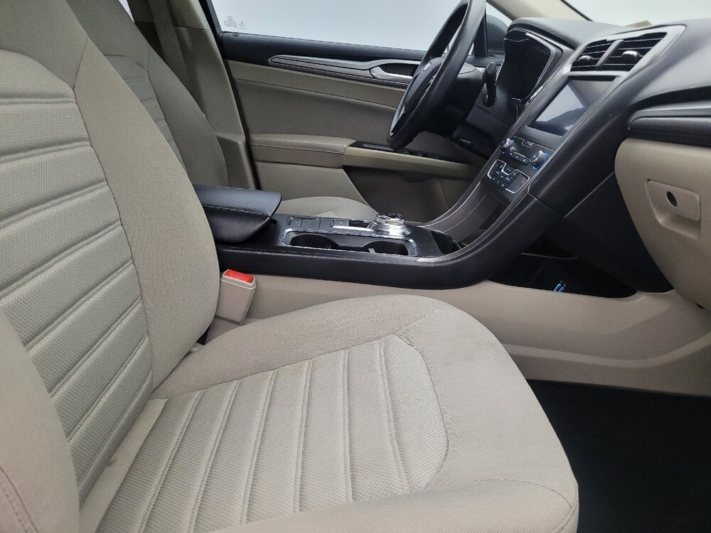 2019 Ford Fusion in Fort Myers, FL 33907 - 18088017 21