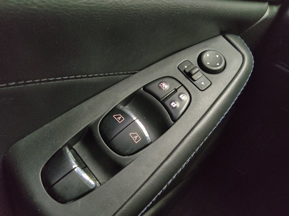 2016 Nissan Maxima in Grand Rapids, MI 49508 - 18088019 27