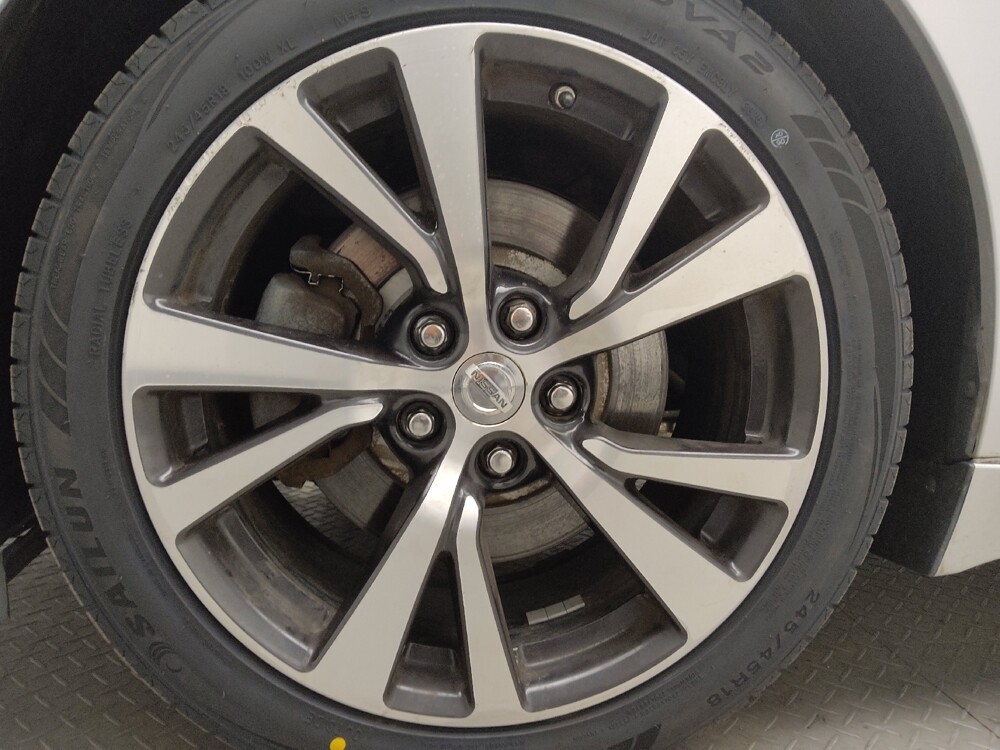 2016 Nissan Maxima in Grand Rapids, MI 49508 - 18088019 31