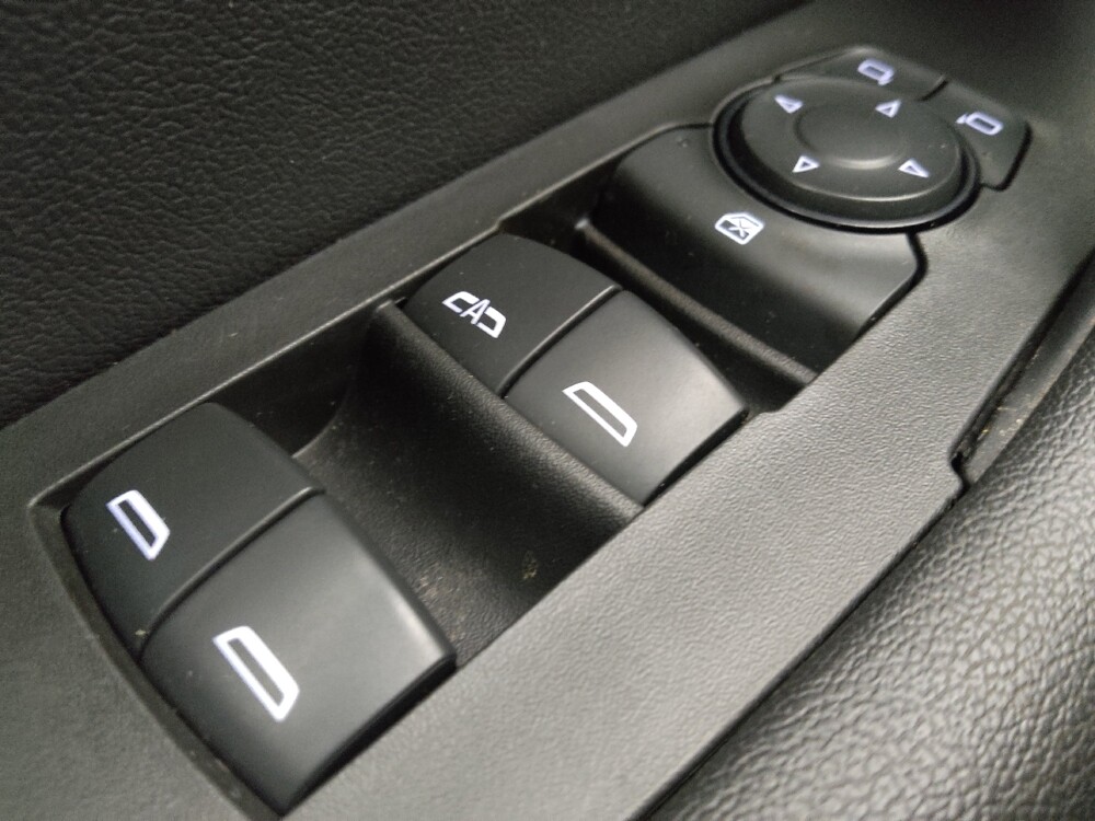 2019 Chevrolet Blazer in Taylor, MI 48180 - 18088024 27