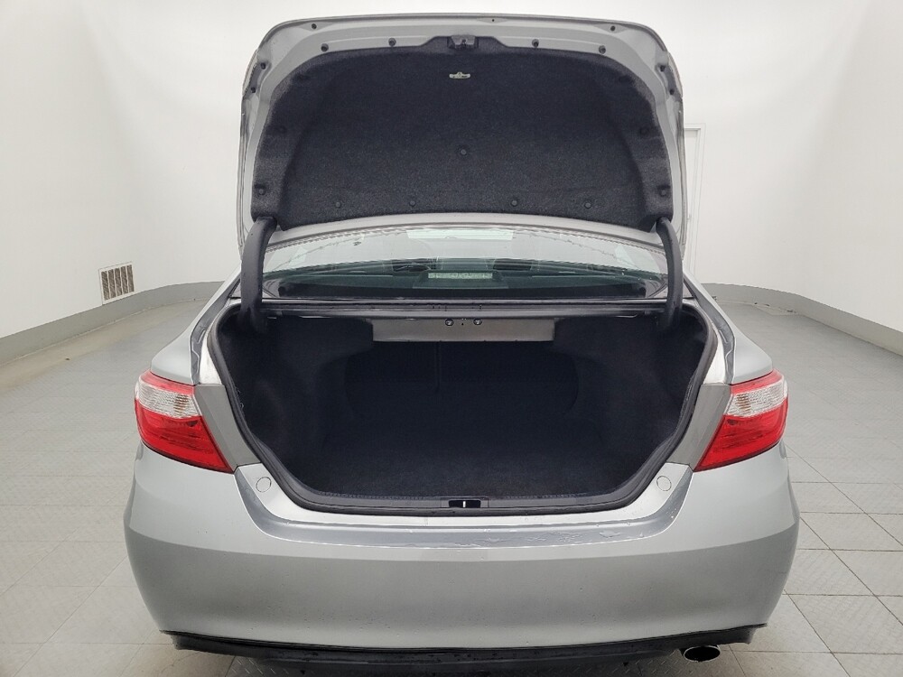 2015 Toyota Camry in Macon, GA 31210 - 18088035 29