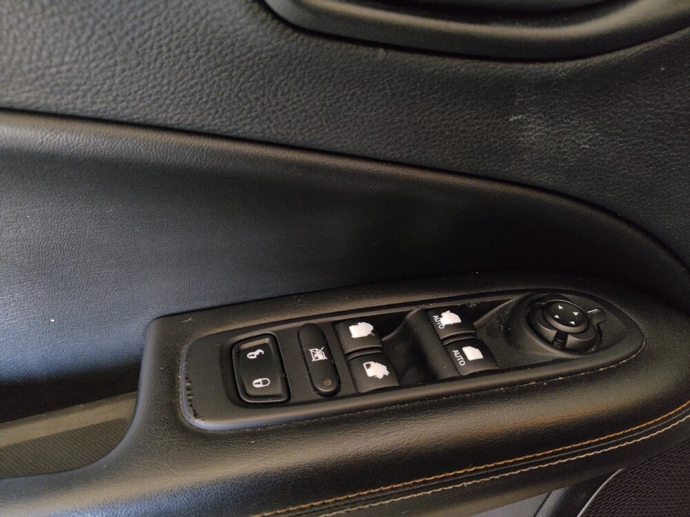 2018 Jeep Compass in Macon, GA 31210 - 18088036 27