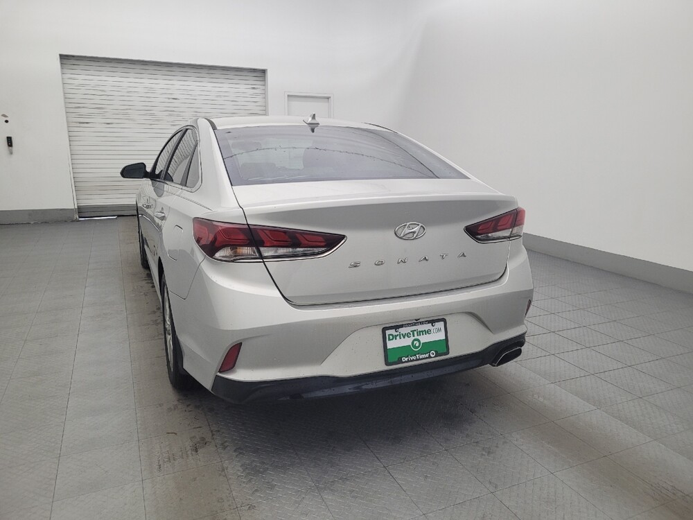 2018 Hyundai Sonata in Macon, GA 31210 - 18088037 6