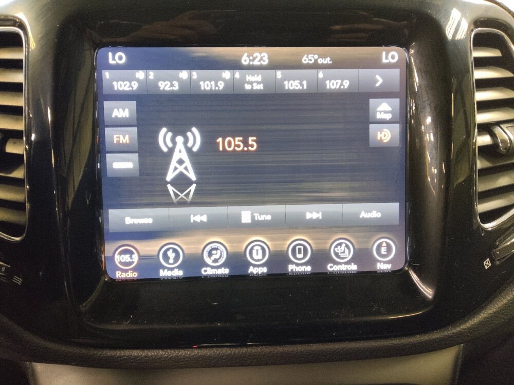 2018 Jeep Compass in Macon, GA 31210 - 18088039 25