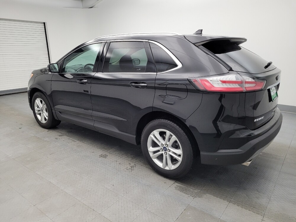 2019 Ford Edge in Cincinnati, OH 45255 - 18088040 3