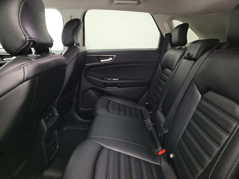 2019 Ford Edge in Cincinnati, OH 45255 - 18088040 18