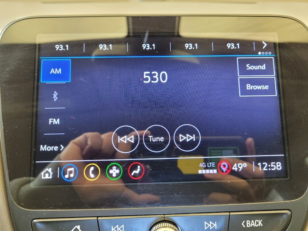 2021 Chevrolet Malibu in Fairfield, OH 45014 - 18088046 25