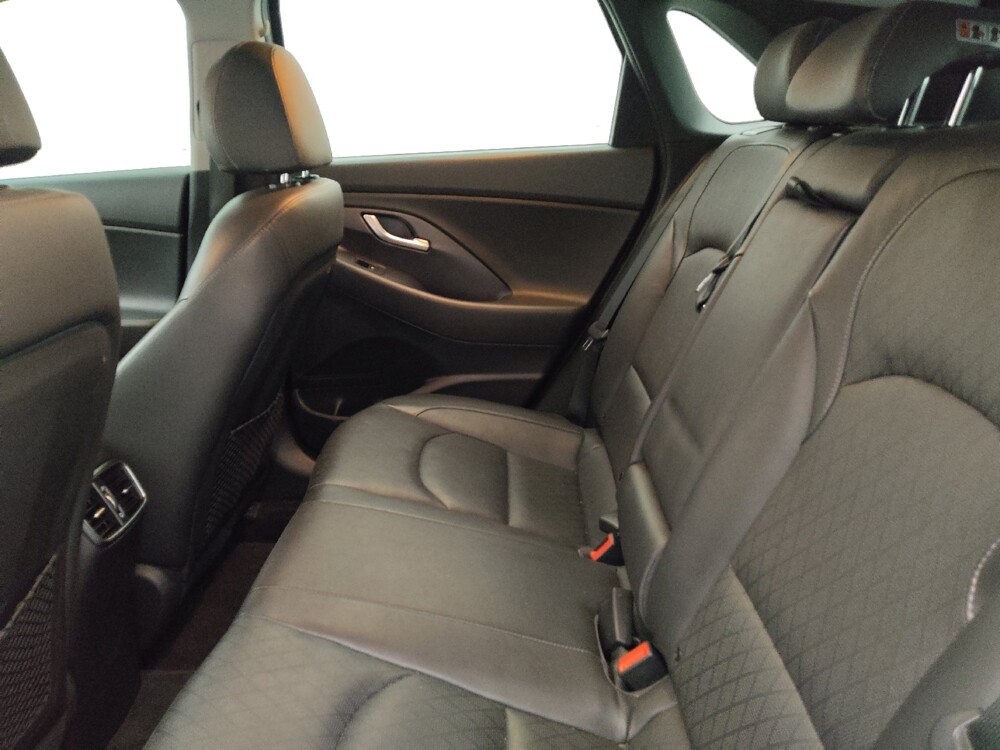 2018 Hyundai Elantra in Fort Myers, FL 33907 - 18088047 18