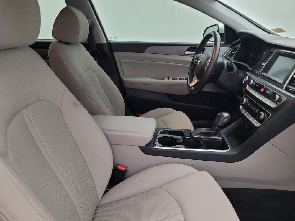 2018 Hyundai Sonata in Macon, GA 31210 - 18088048 21