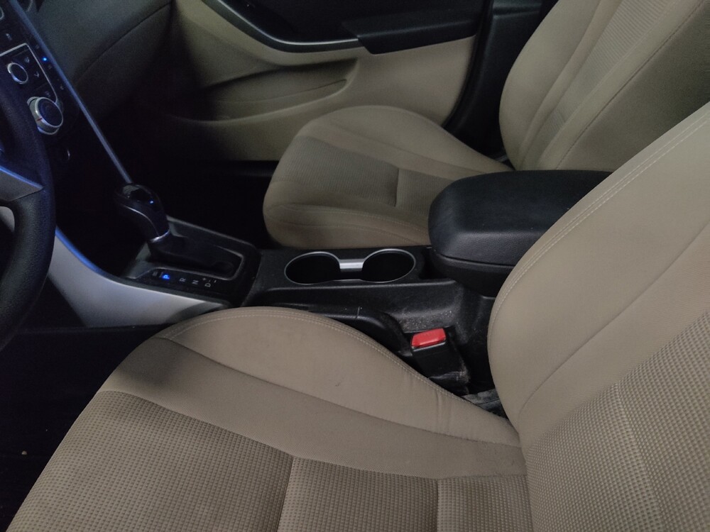 2016 Hyundai Elantra in Lakeland, FL 33815 - 18088049 26