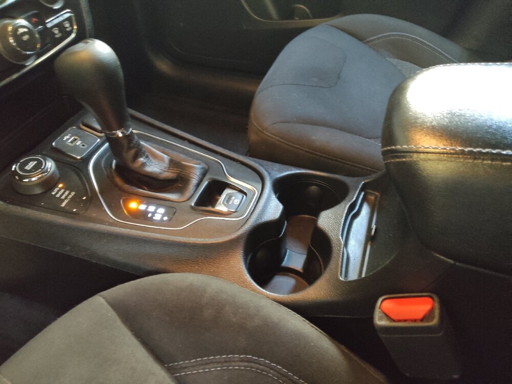 2020 Jeep Cherokee in Greenville, NC 27834 - 18088050 26