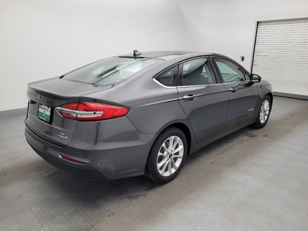 2019 Ford Fusion in Greenville, NC 27834 - 18088051 10