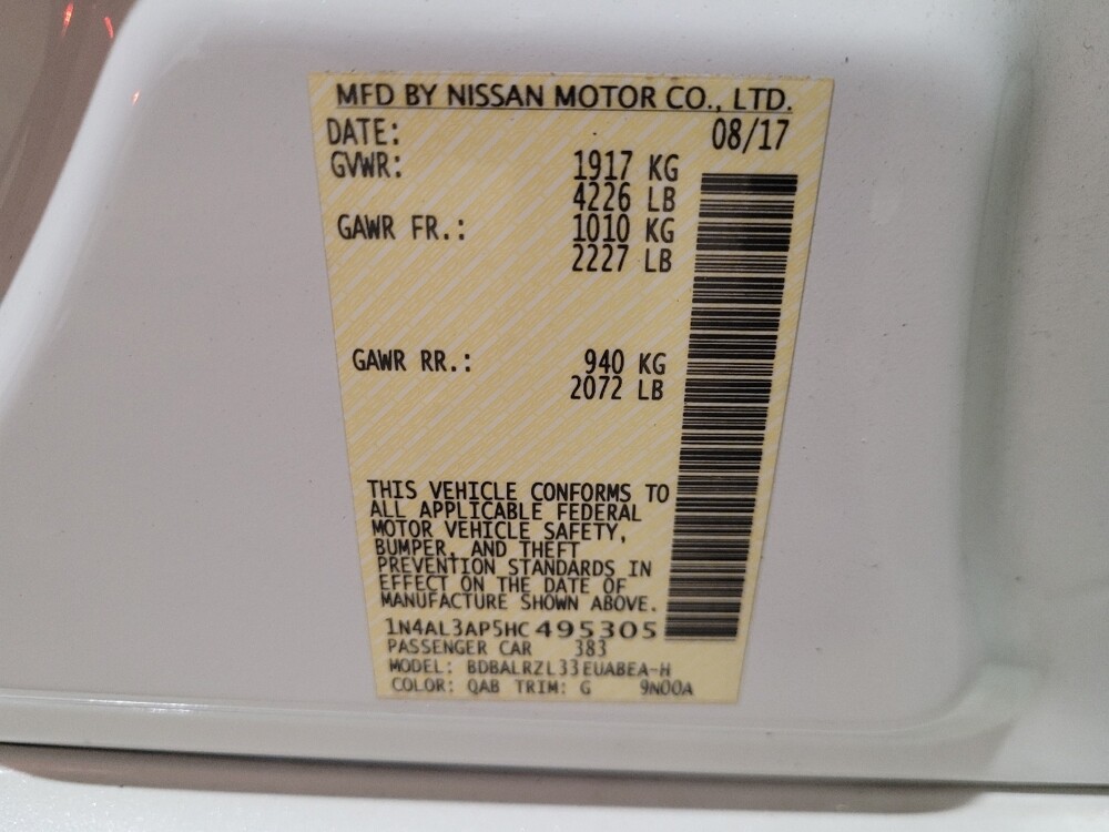 2017 Nissan Altima in Glen Burnie, MD 21061 - 18088052 33