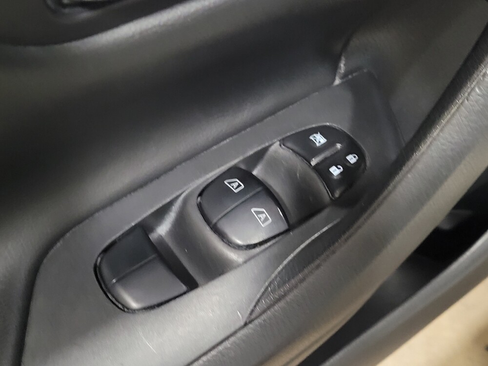 2017 Nissan Altima in Glen Burnie, MD 21061 - 18088052 27