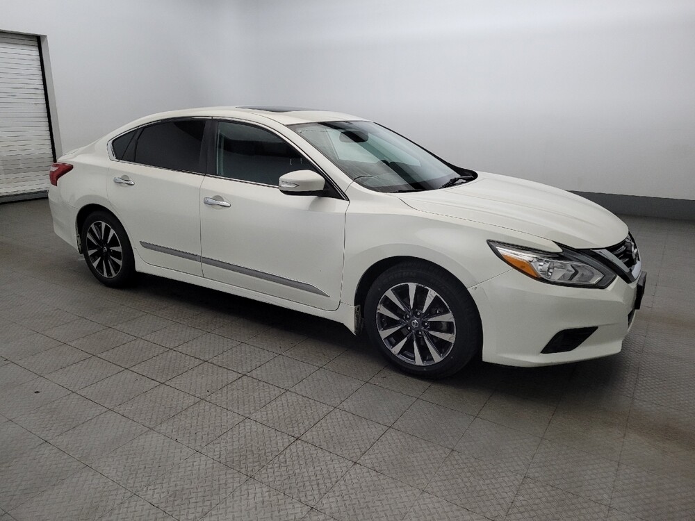 2017 Nissan Altima in Glen Burnie, MD 21061 - 18088052 11