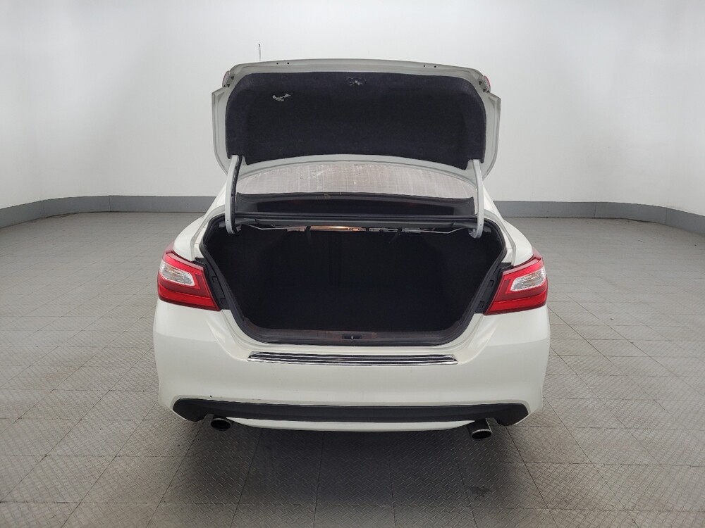 2017 Nissan Altima in Glen Burnie, MD 21061 - 18088052 29