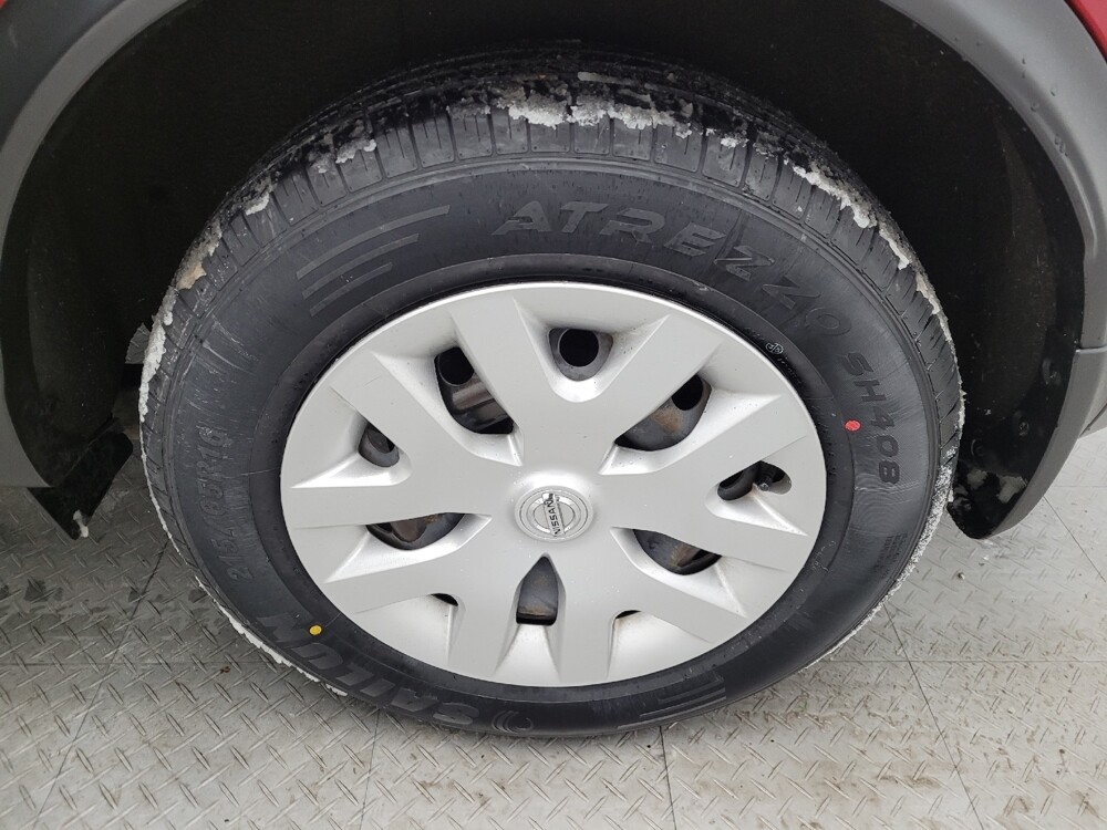 2017 Nissan Rogue Sport in Cincinnati, OH 45255 - 18088056 31