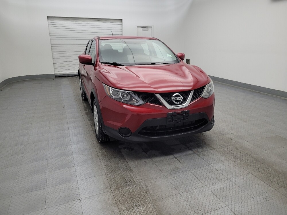2017 Nissan Rogue Sport in Cincinnati, OH 45255 - 18088056 14