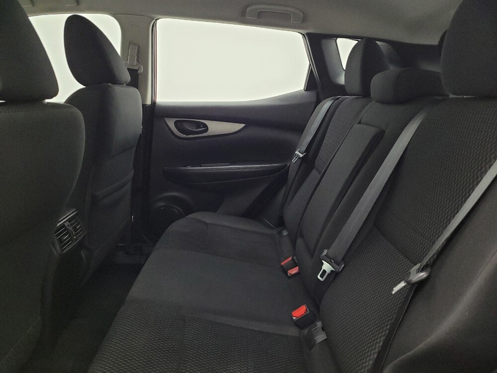 2017 Nissan Rogue Sport in Cincinnati, OH 45255 - 18088056 18