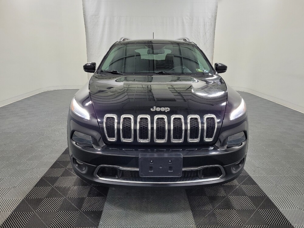2018 Jeep Cherokee in Pittsburgh, PA 15236 - 18088057 14