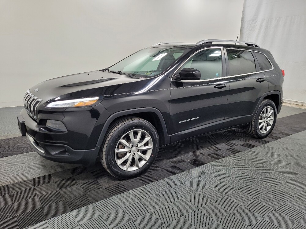 2018 Jeep Cherokee in Pittsburgh, PA 15236 - 18088057 2