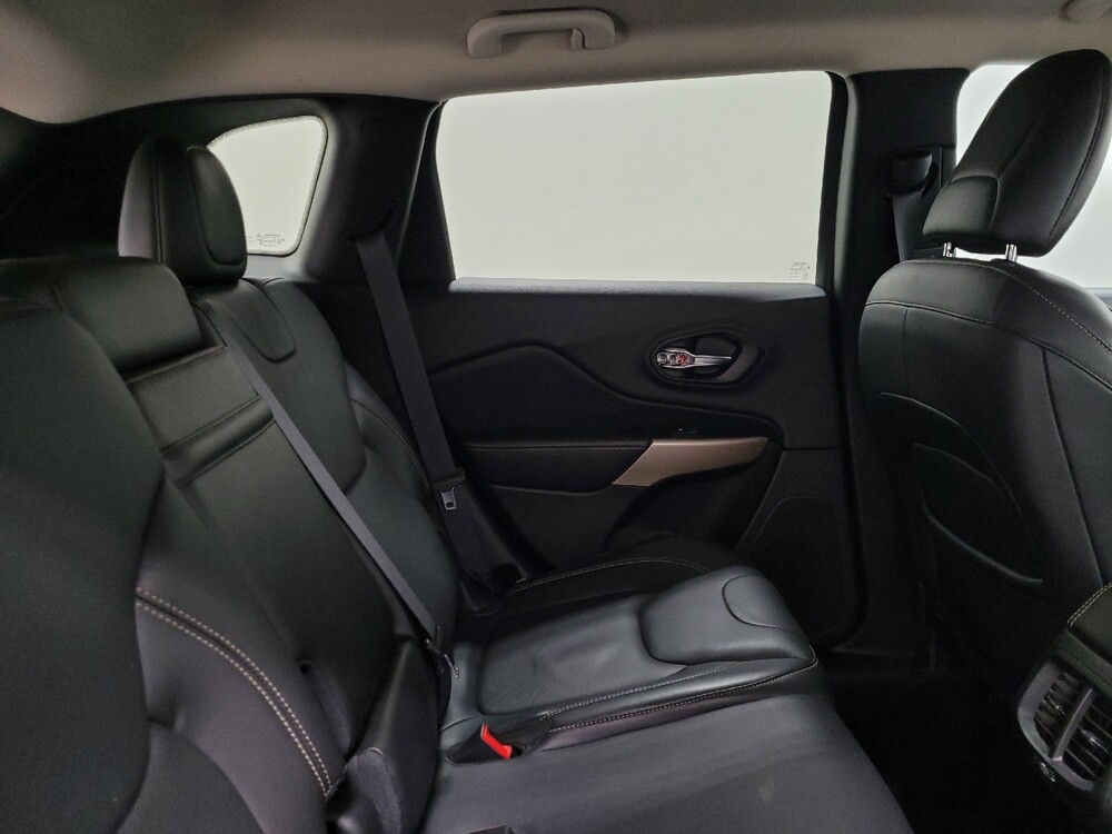 2018 Jeep Cherokee in Pittsburgh, PA 15236 - 18088057 19