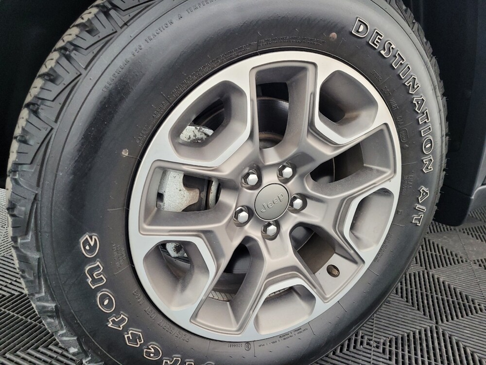 2022 Jeep Cherokee in Plymouth Meeting, PA 19462 - 18088058 31