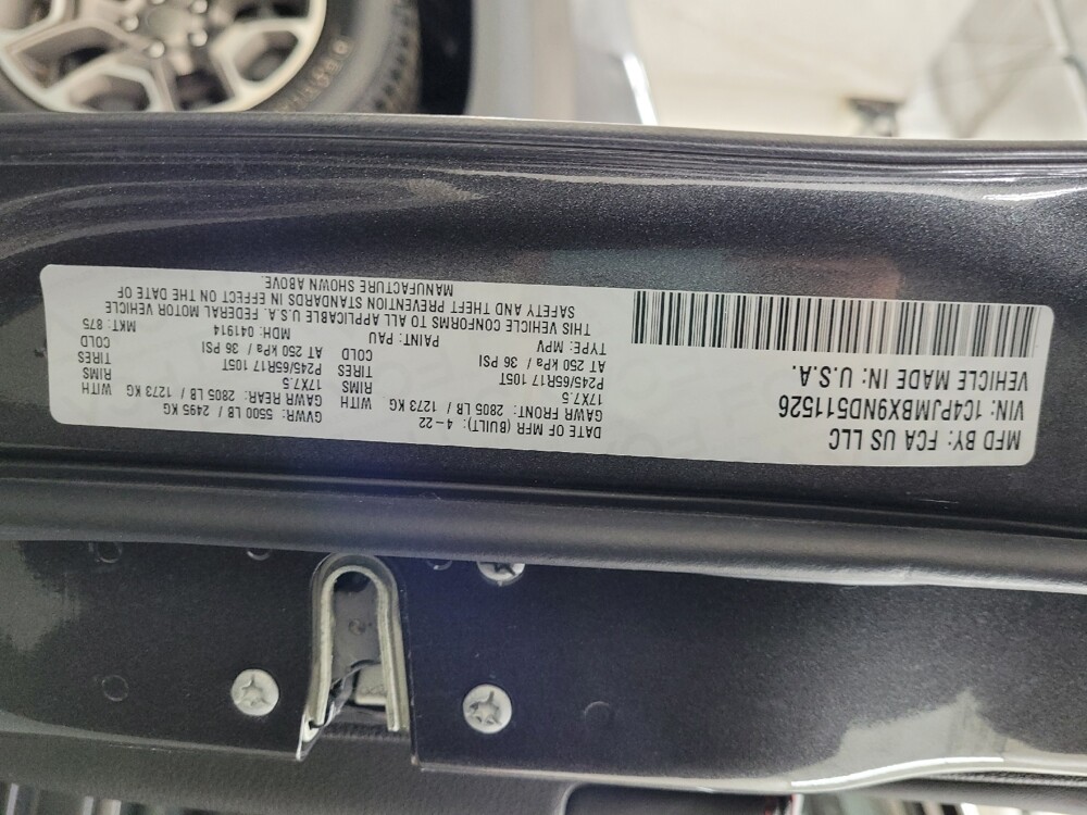 2022 Jeep Cherokee in Plymouth Meeting, PA 19462 - 18088058 33