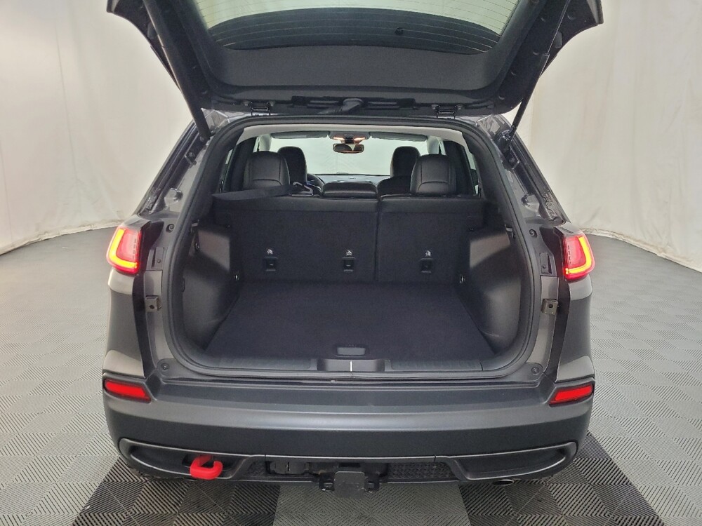 2022 Jeep Cherokee in Plymouth Meeting, PA 19462 - 18088058 29