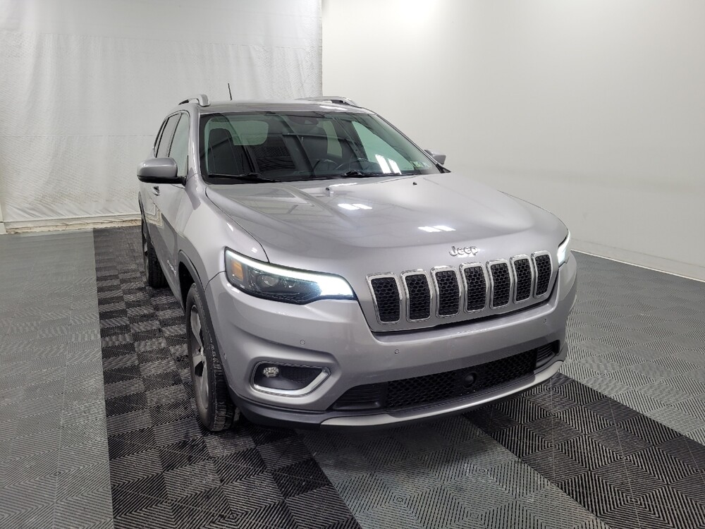 2019 Jeep Cherokee in Pittsburgh, PA 15236 - 18088060 13