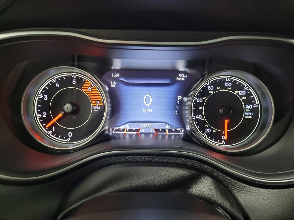 2019 Jeep Cherokee in Pittsburgh, PA 15236 - 18088060 23