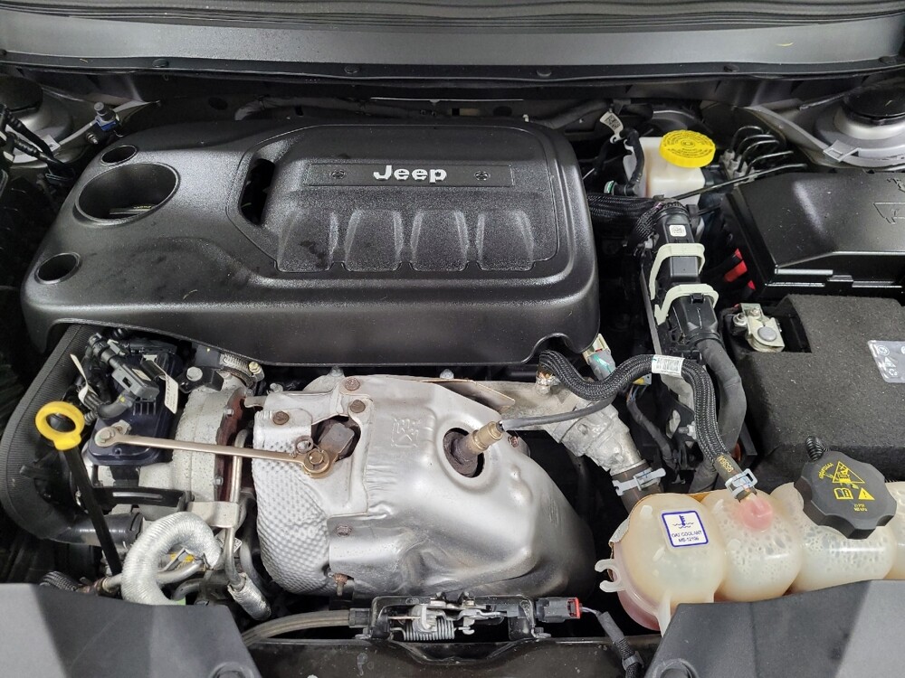 2019 Jeep Cherokee in Pittsburgh, PA 15236 - 18088060 30