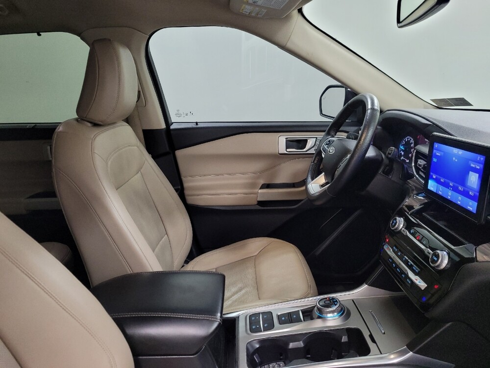 2021 Ford Explorer in Pittsburgh, PA 15236 - 18088062 21